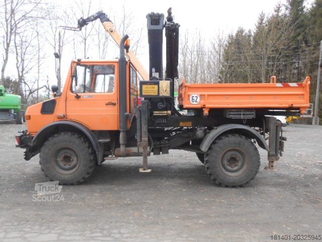 Camião basculante MERCEDES-BENZ U1450 427/11 mit Kran