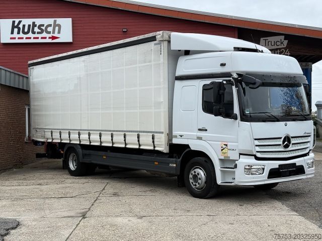 Autocarro con pianale e telone MERCEDES-BENZ Atego 1530L Pritsche/Lbw. Hochdach