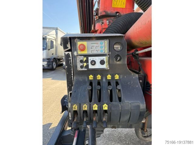 Vrachtauto met open laadbak MERCEDES-BENZ AXOR 2543 L Pritsche 6,45 m KRAN PK 20002*FUNK