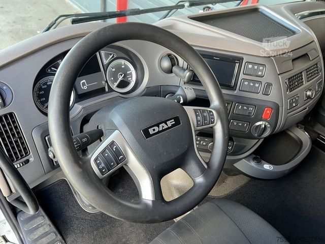 Tūrinis vilkikas DAF XF 530 SuperSpaceCab Klima+Standklima Retarder