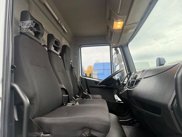 Flaklastbil med kapell IVECO Eurocargo 140E28/P Plane& Spriegel E6C LBW 1500k