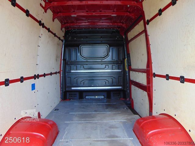 Korotettu pakettiauto VOLKSWAGEN Crafter 50 2.0 TDI KLIMA