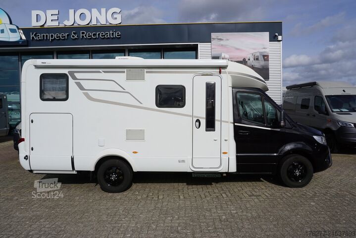 Demi-intégralité Hymer B MC T 580 Mercedes