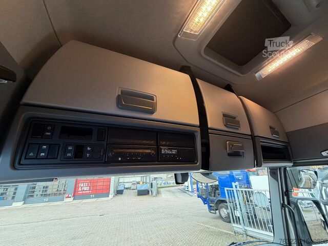 Standard-SZM Renault T 430 SLEEPER CAB / AIRCO / STANDKACHEL /