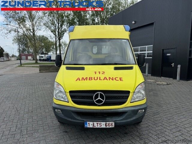 Ambulanță Mercedes-Benz SPRINTER 316 CDI AMBULANCE