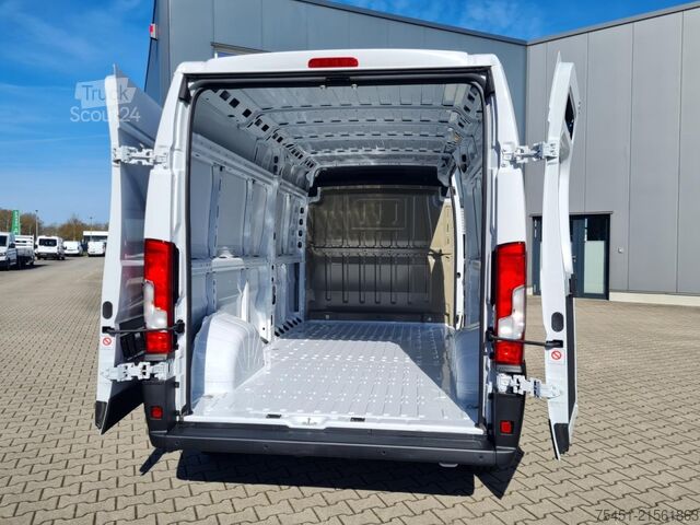 Slēgtais furgons Opel Movano Kasten 2.2 HDi 140 (3,5t) L3H2 Navi App