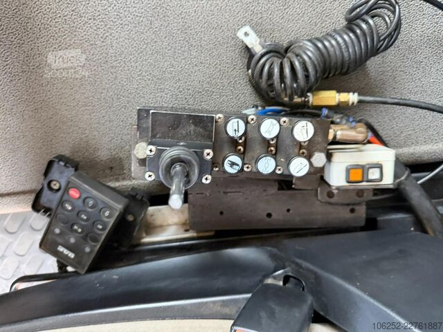 Hakenarmsystem DAF XF 105.410 6x2 TERBERG HOOKLIFT - LIFT-AXLE / 1...