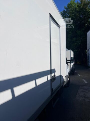 Skříňová dodávka Iveco Daily 35S14
