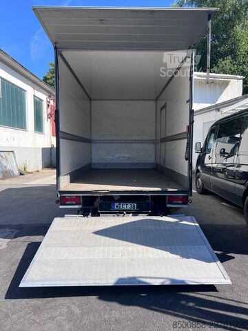 Skříňová dodávka Iveco Daily 35S14