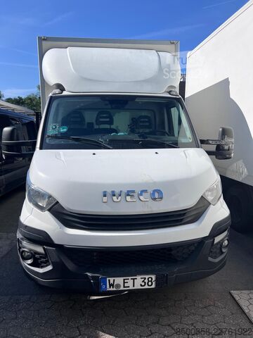 Skříňová dodávka Iveco Daily 35S14