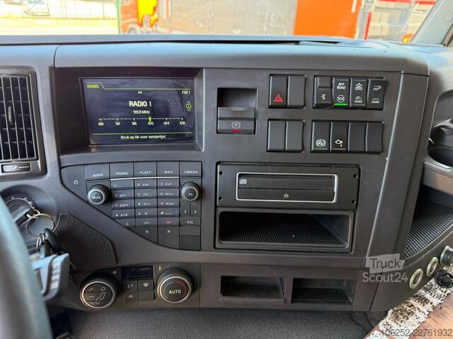Nosturiauto Volvo FMX 420 8X4 + CRANE PALFINGER PK22.001 L TEC (1...
