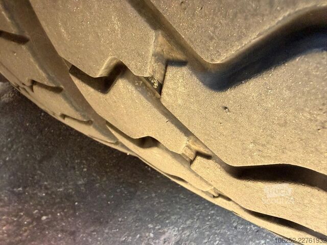 Nosturiauto Volvo FMX 420 8X4 + CRANE PALFINGER PK22.001 L TEC (1...