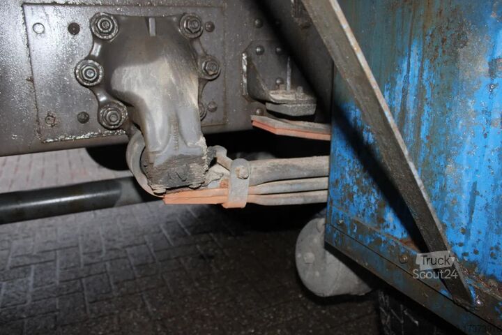 Transporteur de voitures DAF CF 65.180 + euro 2