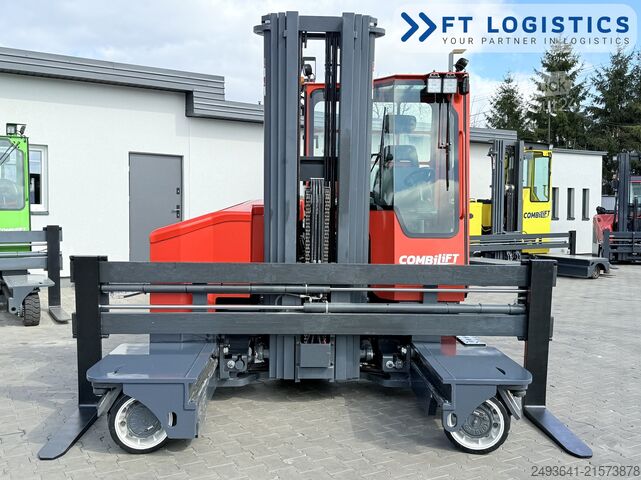 Chariot élévateur multidirectionnel Combilift C3000ET TRIPLEX 5940 WIDE FORK POSITIONE