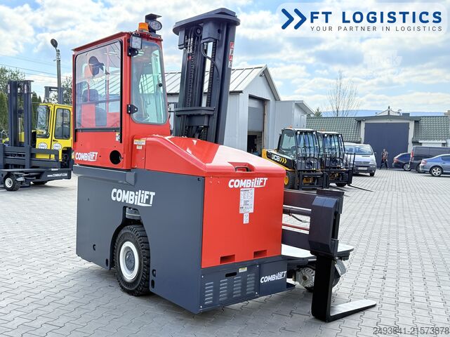 Chariot élévateur multidirectionnel Combilift C3000ET TRIPLEX 5940 WIDE FORK POSITIONE
