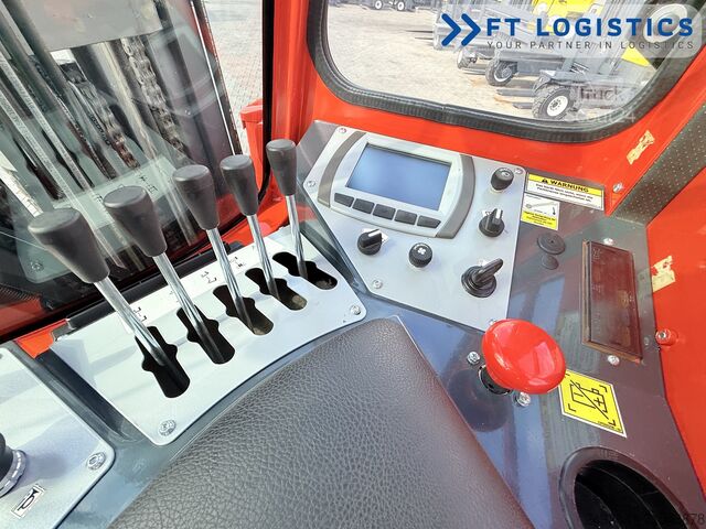 Chariot élévateur multidirectionnel Combilift C3000ET TRIPLEX 5940 WIDE FORK POSITIONE