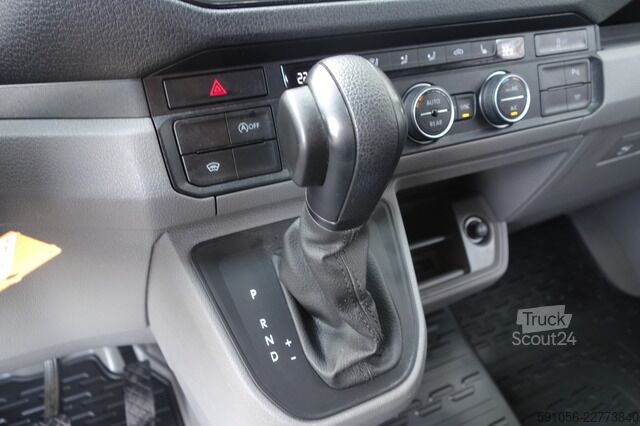 Minibussi VW Crafter 35 Kombi L2H2 LED/8-SITZER/KAM/AHK/NAVI