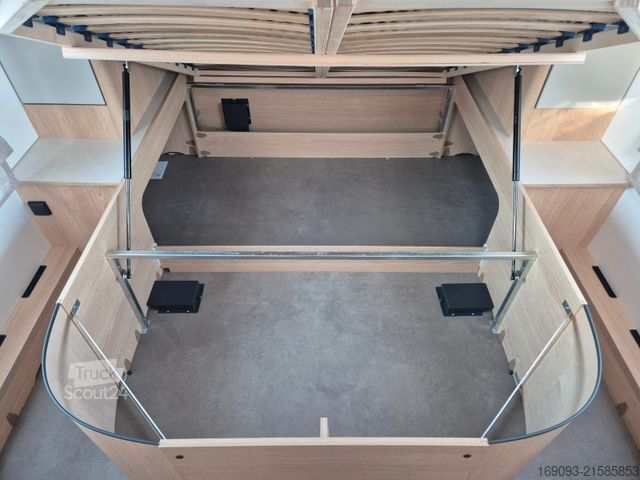 Lakókocsi LMC Style 453D / 450D 70 Jahre *Klima*Sondermodell