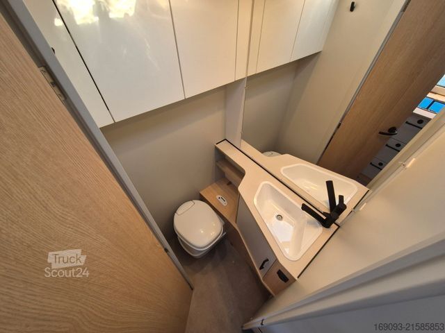 Lakókocsi LMC Style 453D / 450D 70 Jahre *Klima*Sondermodell