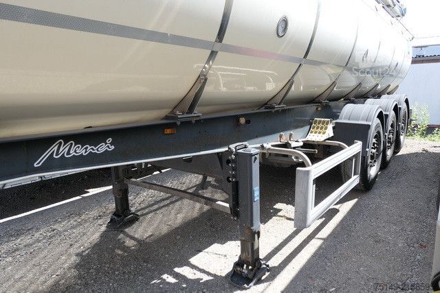 Tanker semitrailer MENCI SA 105, isoliert, 32m³, 4 Kammern, Alu-Felgen