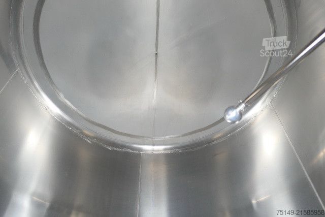 Tanker semitrailer MENCI SA 105, isoliert, 32m³, 4 Kammern, Alu-Felgen