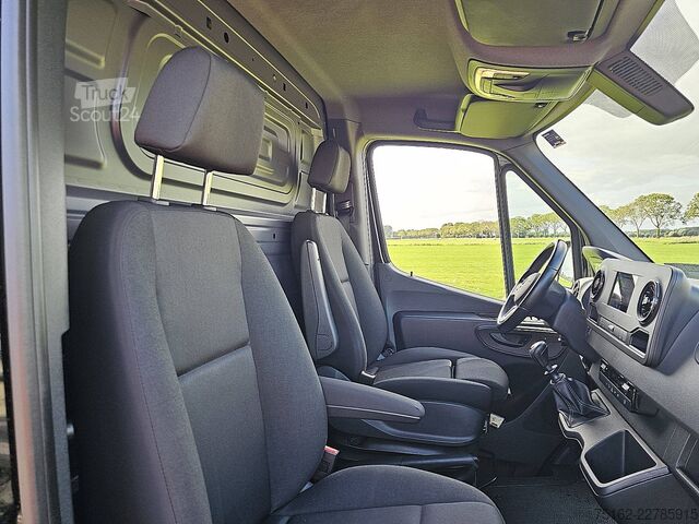 Break à toit surélevé MERCEDES-BENZ SPRINTER 317 L2H2 RWD Mbux AC