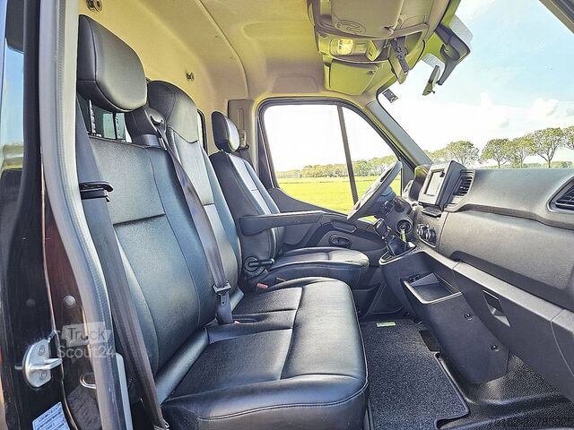 Bakwagen OPEL MOVANO 2.3 Bakwagen Deuren XXL!
