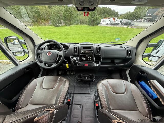 Polointegrovaný obytný automobil Fiat Ducato Carasuite 650 MF 5| 5 Posti| Semintegrato |Completamente Accessoriat