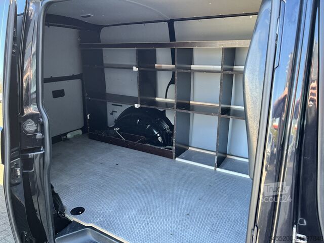 Augsta jumta universālis VW Transporter 2.0 TDI L1H1 Airco Trekhaak 2200kg ...