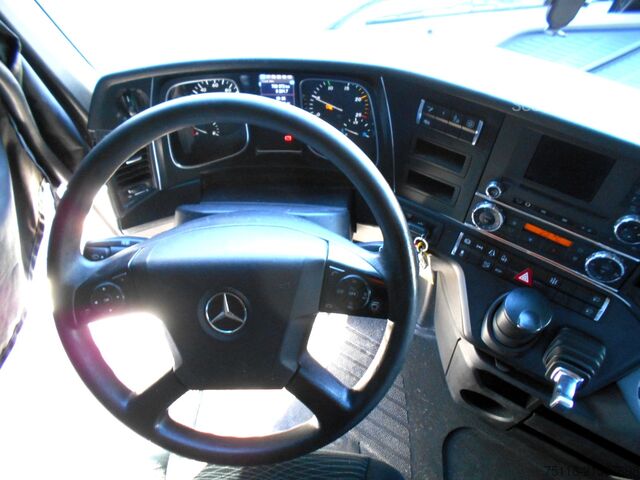 Standard tractor unit Mercedes-Benz Actros 1848