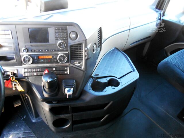 Standard tractor unit Mercedes-Benz Actros 1848