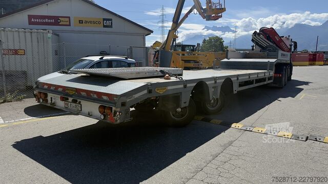 Semi-remorque surbaissée pour le transport de machines de construction Broshuis 2 ABSD-38