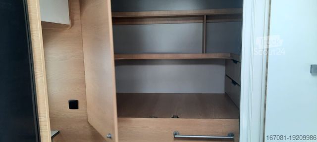 Yarı entegre karavan GIOTTILINE Siena 350