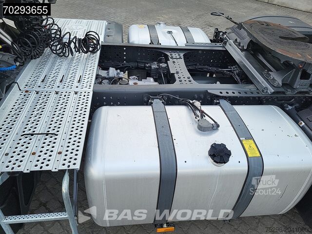 Standard-SZM Mercedes Actros 1848 4X2 BigSpace Retarder  2x Tanks ACC...