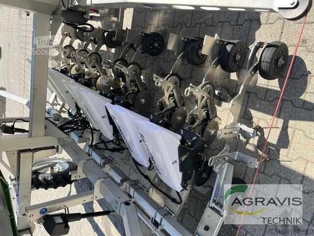 Tractor FarmDroid FD20