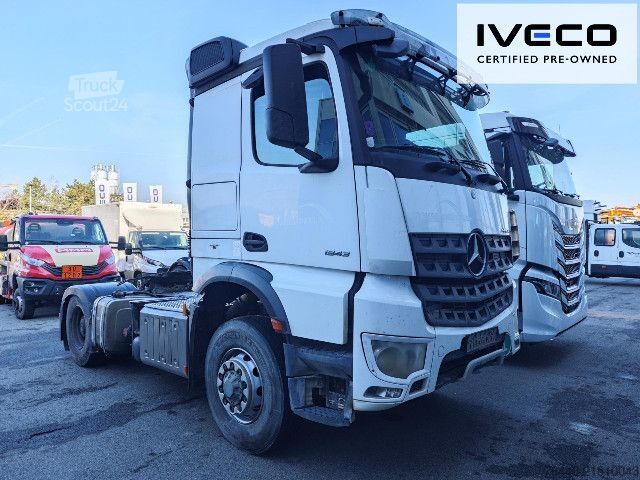 Standardní tahač Mercedes-Benz Kipphydraulik