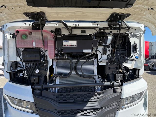 Tractor estándar IVECO S-WAY AS440S58 T/FP mit ADR Intarder