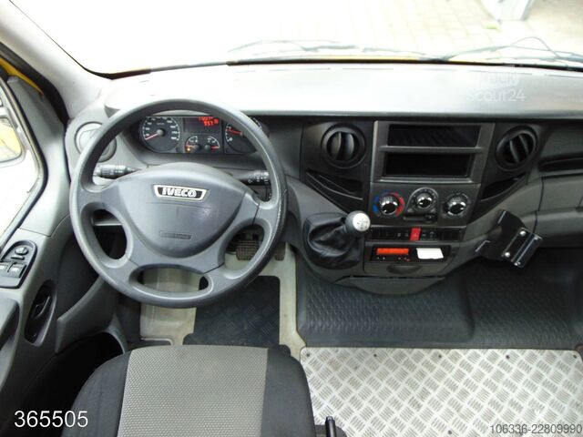 Dubă cu caroserie tip cutie IVECO DAILY 50 C 15 Postkoffer REGALSYSTEM KAMERA