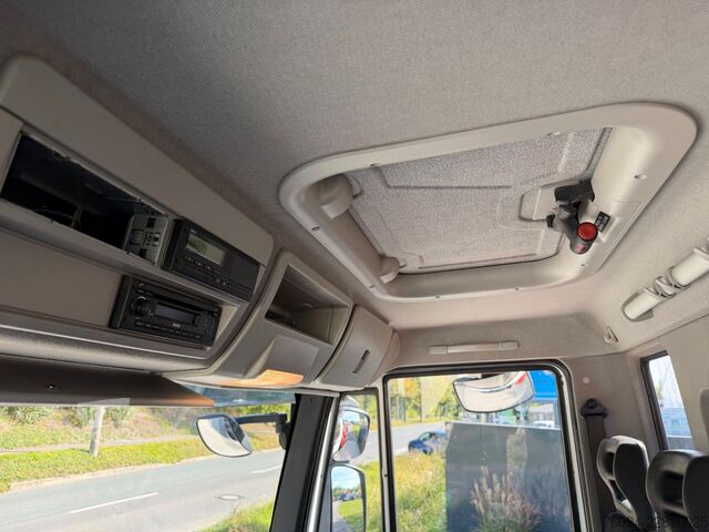 Camion benne IVECO Eurocargo 180-320 KRAN 14m FUNK KIPPER AHK