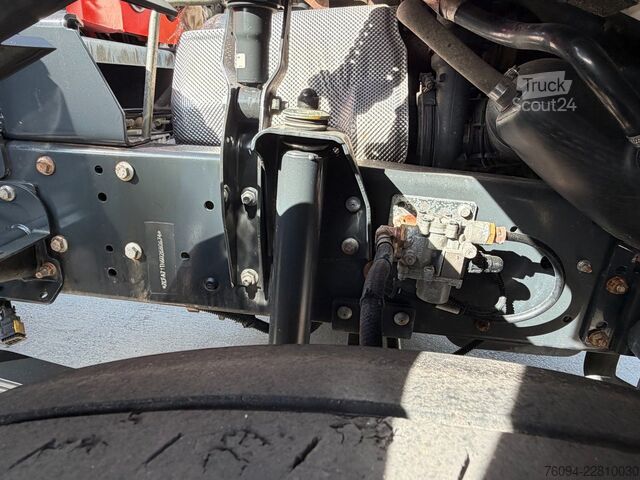 Camion-benne tricar IVECO Eurocargo 180-320 KRAN 14m FUNK KIPPER AHK