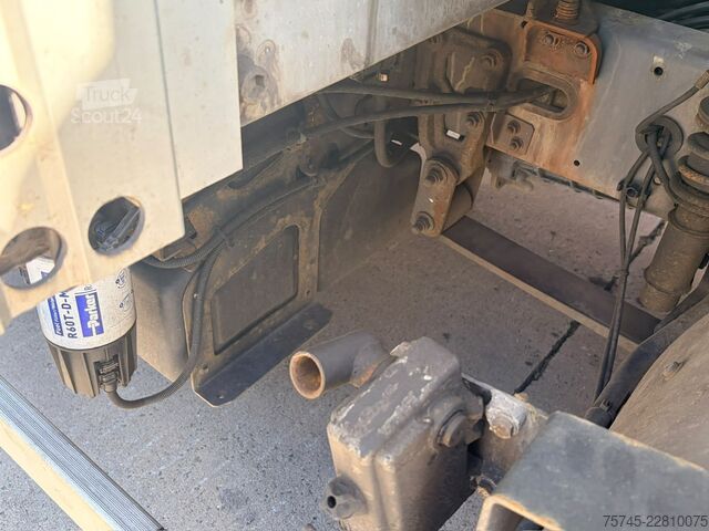 Camión plataforma con toldo RENAULT MIDLUM 290 DXI / SCHLAFKABINE / EURO 5