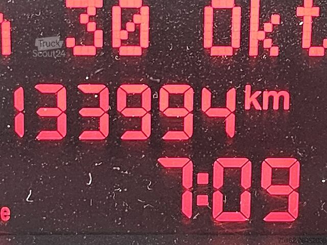 High-roof van IVECO DAILY 35C18 L2H2 3.0Ltr AC Euro6