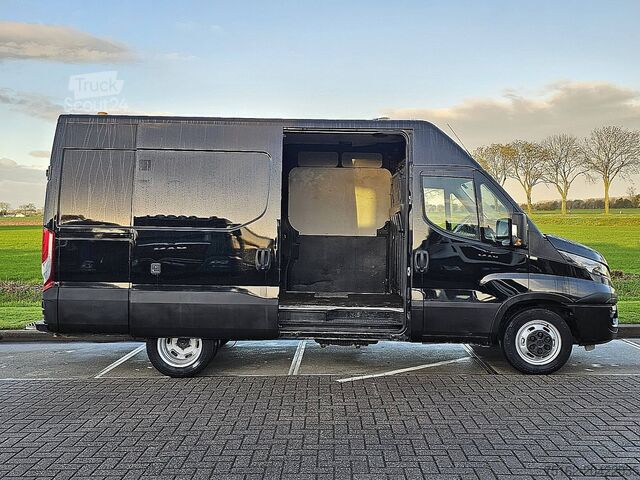 High-roof van IVECO DAILY 35C18 L2H2 3.0Ltr AC Euro6