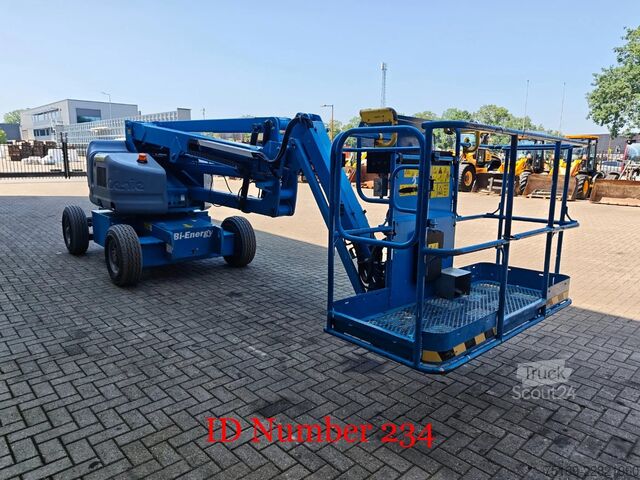 Nivelletty teleskooppinen työtaso Genie Z45/25J Bi-Energy