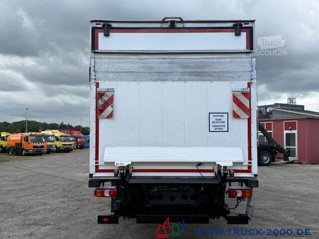 LKW mit Kofferaufbau Mercedes-Benz Antos 1830 Isolierter Koffer 7.40m LBW 1.5t.