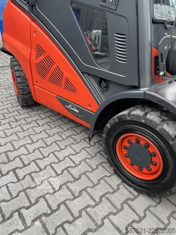 Trukki Linde H 40 D