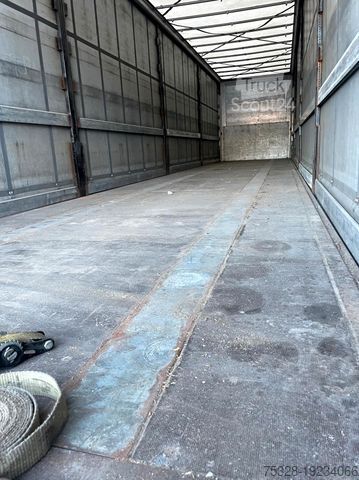 Ανοιχτό ημιρυμουλκούμενο με μουσαμά KÖGEL SN24 Tautliner 3 Achs Liftachse 6710Kg