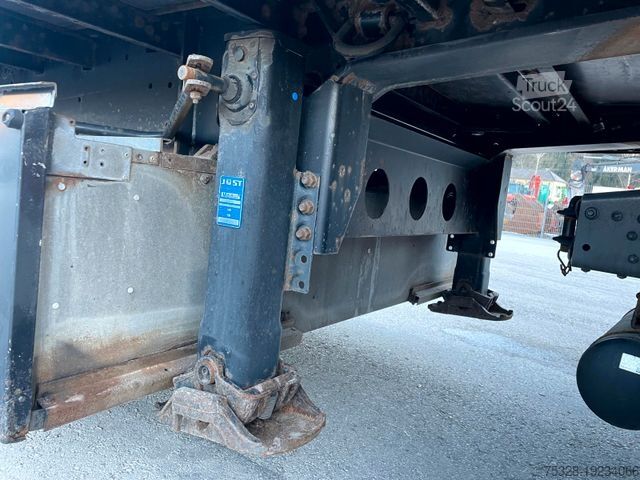 Ανοιχτό ημιρυμουλκούμενο με μουσαμά KÖGEL SN24 Tautliner 3 Achs Liftachse 6710Kg