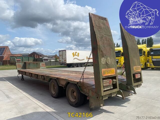 Semi-remorque surbaissée castera 