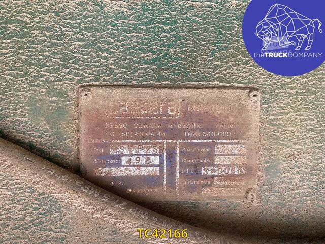 Semi-remorque surbaissée castera 